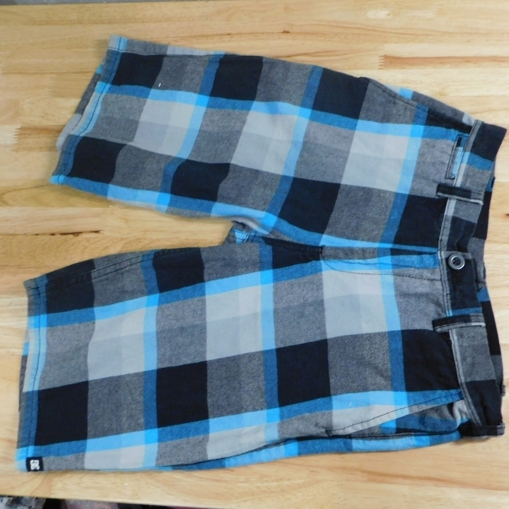 DC shorts boys blue checkered size 27